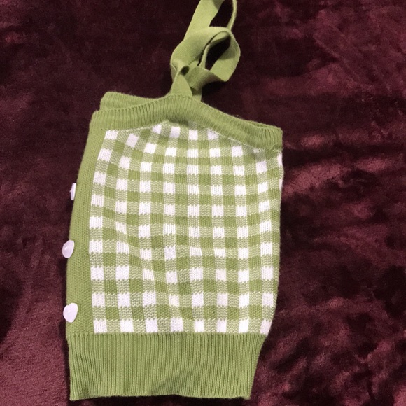 Hello I’m selling a green and white plaid top :) - Picture 4 of 4